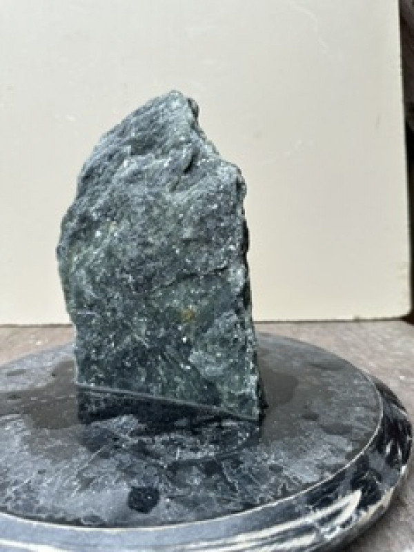 Speckstein; Einzelst�ck; Brasilien; hell-dunkelgr�n; 3,330 kg