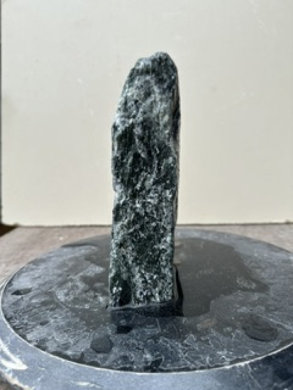 Speckstein; Einzelst�ck; Brasilien; hell-dunkelgr�n; 3,330 kg