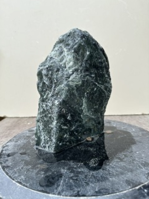 Speckstein; Einzelst�ck; Brasilien; hell-dunkelgr�n; 3,330 kg