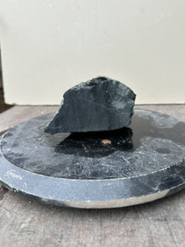 Speckstein; Einzelst�ck; China; schwarz; 2,100 kg