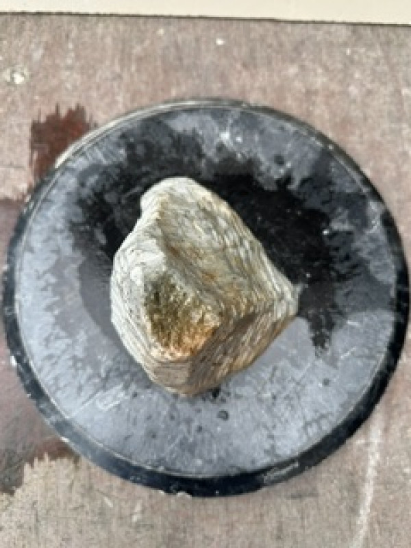 Speckstein; Einzelst�ck; Brasilien; gr�n-braun; 2,970 kg