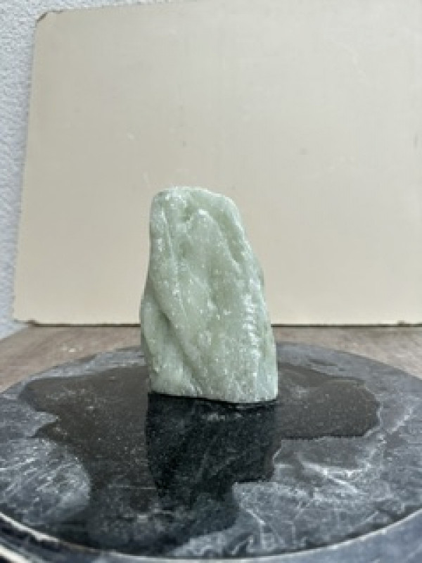 Speckstein; Einzelst�ck; Indien; Lemongr�n; 1,780 kg