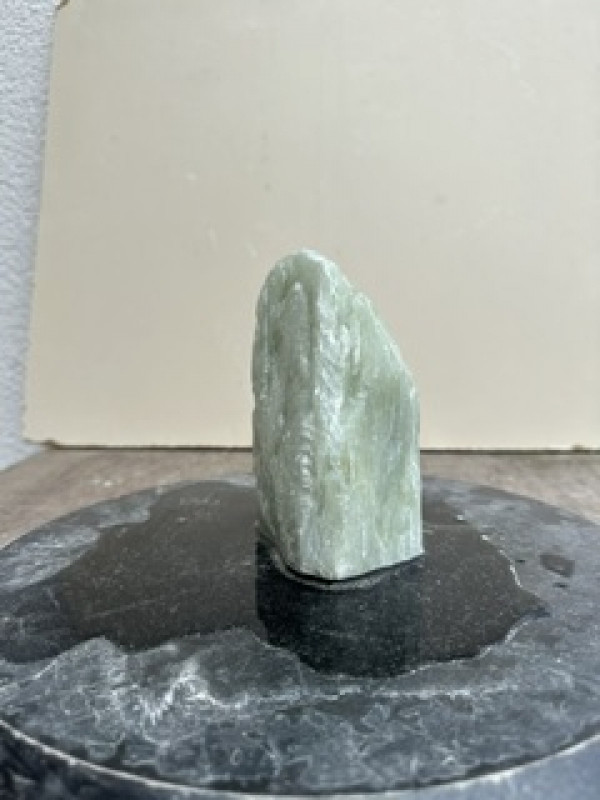 Speckstein; Einzelst�ck; Indien; Lemongr�n; 1,780 kg