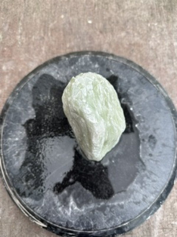 Speckstein; Einzelst�ck; Indien; Lemongr�n; 1,780 kg