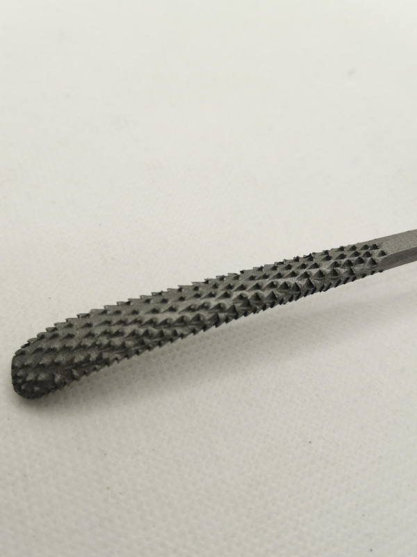schmale; gebogene Vogelzunge; mit Holzgriff; 25 cm