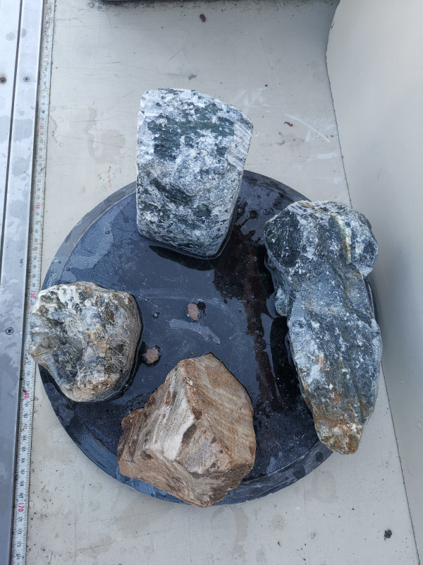 Speckstein; Einzelst�cke Sortiment; 4 Specksteine; Ges. 6,660 kg