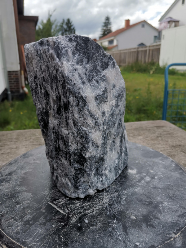 Speckstein; Einzelst�ck; China; schwarz-wei�; 5,580 kg
