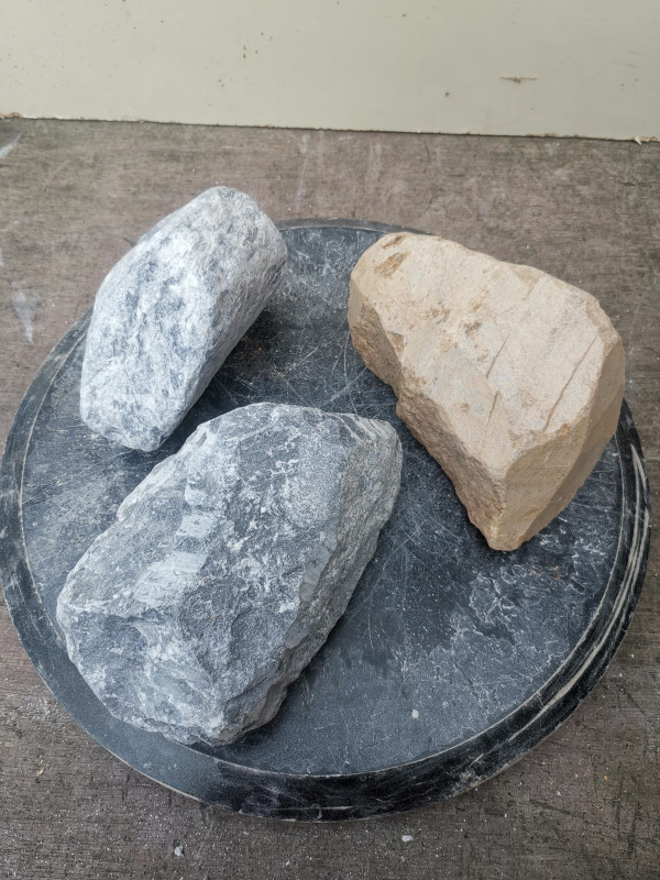 Speckstein; Sortiment; drei Farben; Zusammen 4,770 kg