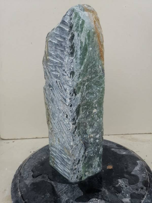 Speckstein; Einzelst�ck; Indien; dunkelgr�n tlw. helle Stellen; 9,660 kg