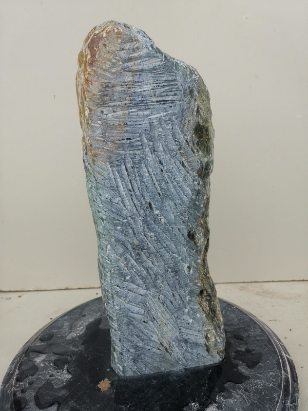Speckstein; Einzelst�ck; Indien; dunkelgr�n tlw. helle Stellen; 9,660 kg