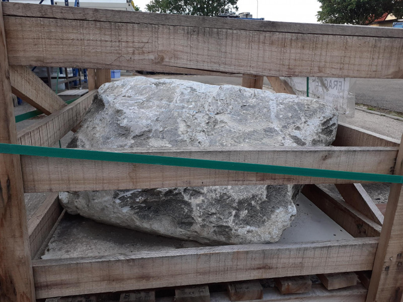 Speckstein; Brocken; aus Brasilien; gr�n; 365 kg