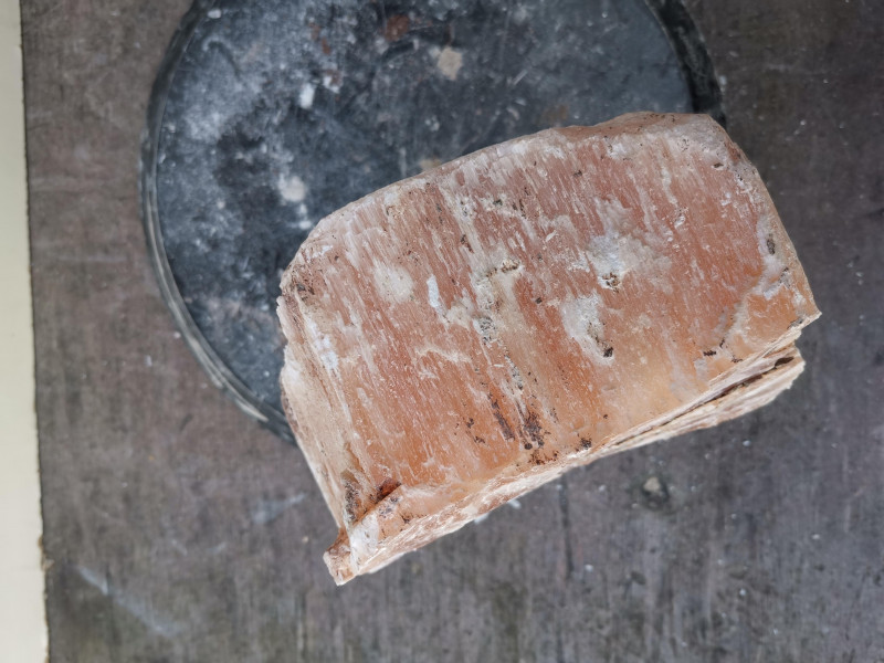Selenit; Heilstein; Einzelst�ck; aus Marokko; orange; 5,550 kg
