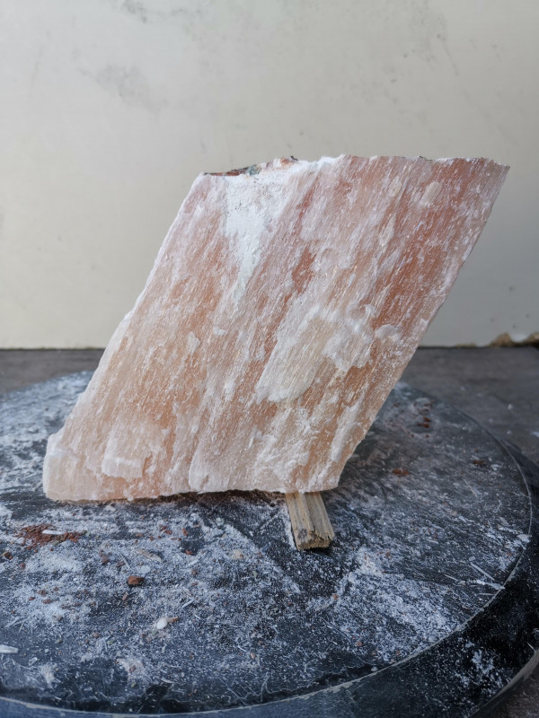 Selenit; Heilstein; Einzelst�ck; aus Marokko; orange; 2,240 kg