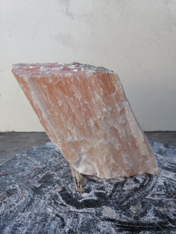 Selenit; Heilstein; Einzelst�ck; aus Marokko; orange; 2,240 kg