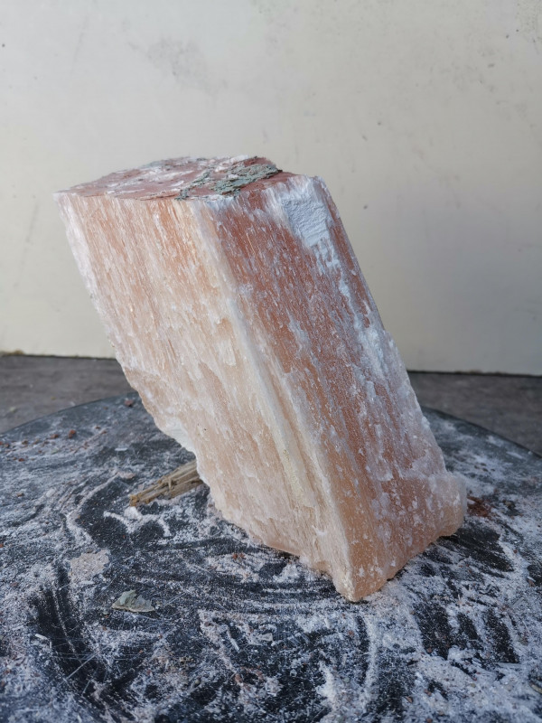 Selenit; Heilstein; Einzelst�ck; aus Marokko; orange; 2,240 kg