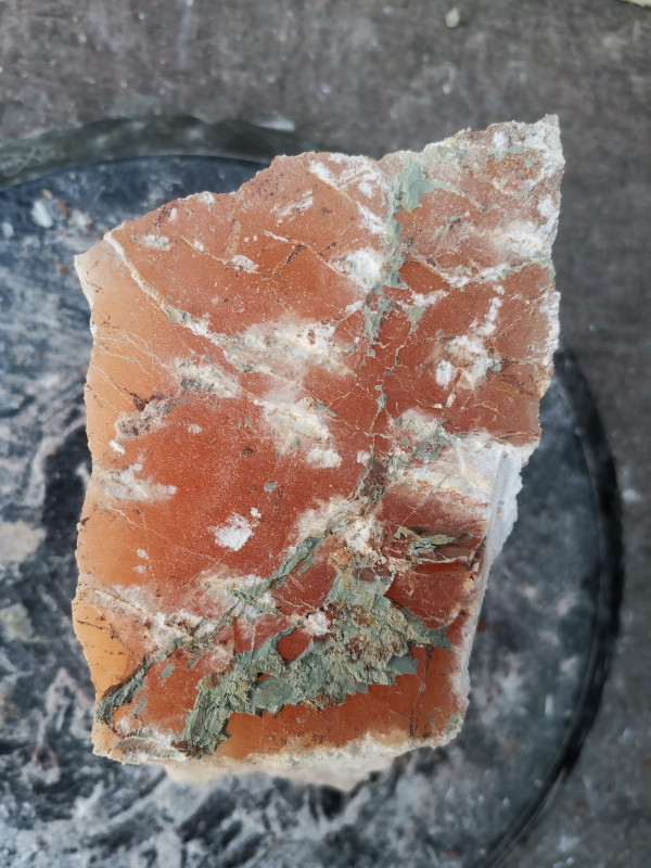 Selenit; Heilstein; Einzelst�ck; aus Marokko; orange; 2,240 kg