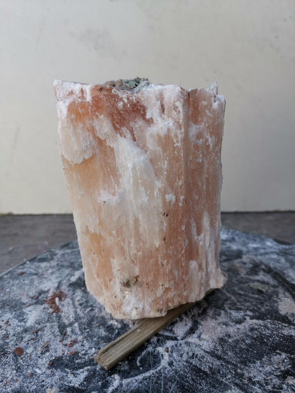 Selenit; Heilstein; Einzelst�ck; aus Marokko; orange; 1,770 kg