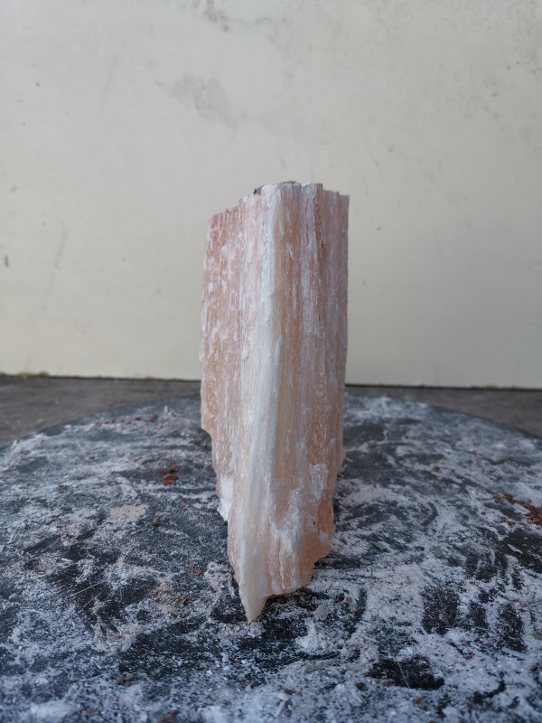 Selenit; Heilstein; Einzelst�ck; aus Marokko; orange; 1,420 kg