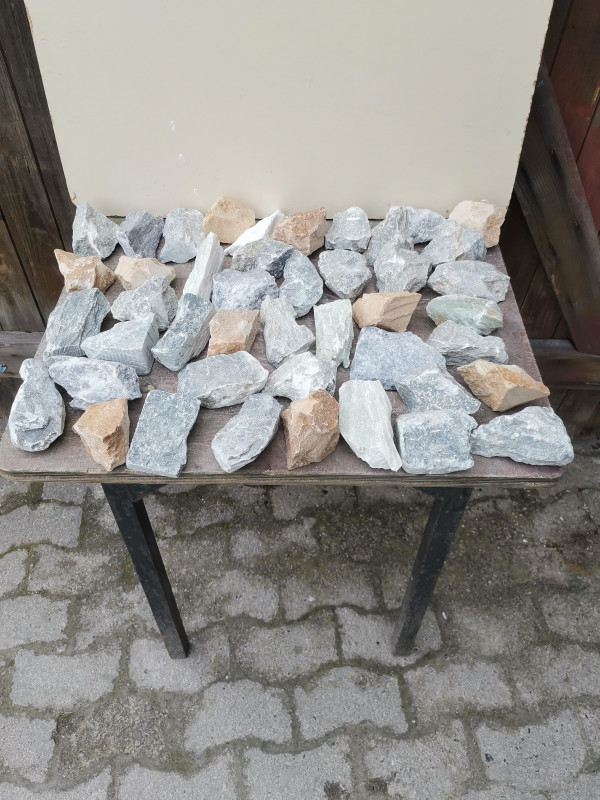 Speckstein; Einzelsortiment; 300-400g; 44 Steine; 15,160 kg