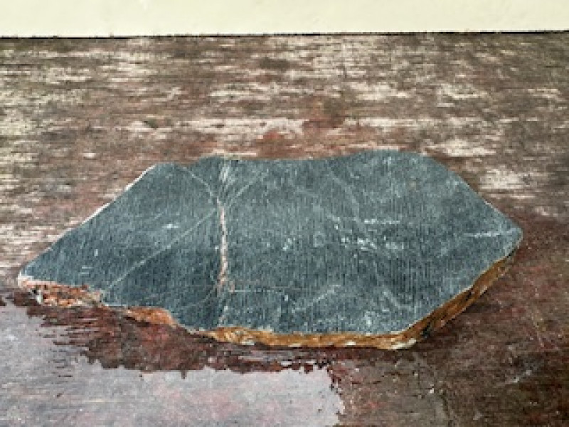 Speckstein; Scheibe; Brasilien; gr�n; 1,540 kg