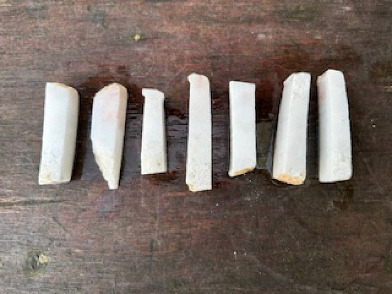 Alabaster; St�bchen; 7 St�ck; 0,610 kg